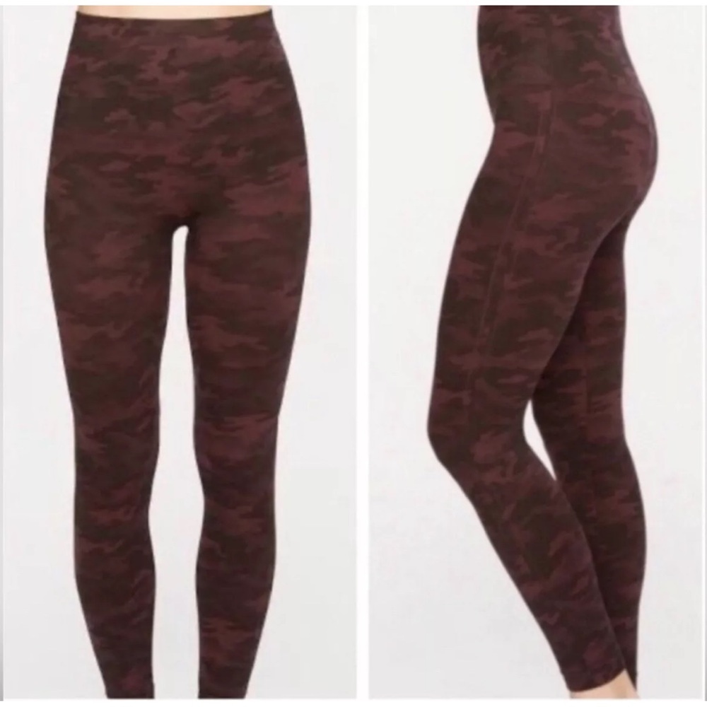 SPANX Look At Me Now High Rise Camo Leggings Size Medium